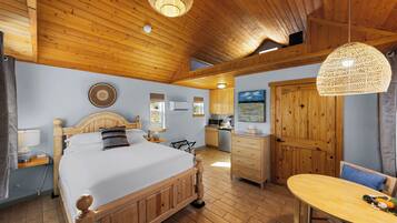 Ferienhütte | Pillowtop-Betten, individuell dekoriert, individuell eingerichtet