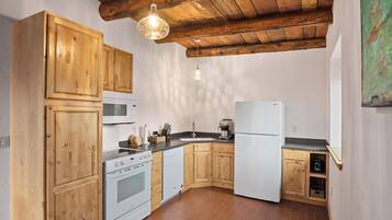 Studio 2 (no pets) | Private kitchen | Mini-fridge, microwave, coffee/tea maker, electric kettle