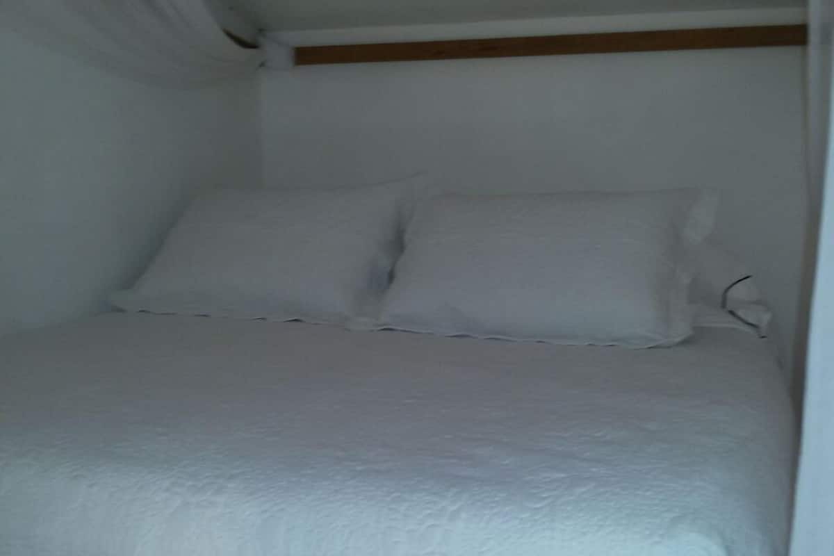 Casa 4.2 | Premium bedding, free WiFi