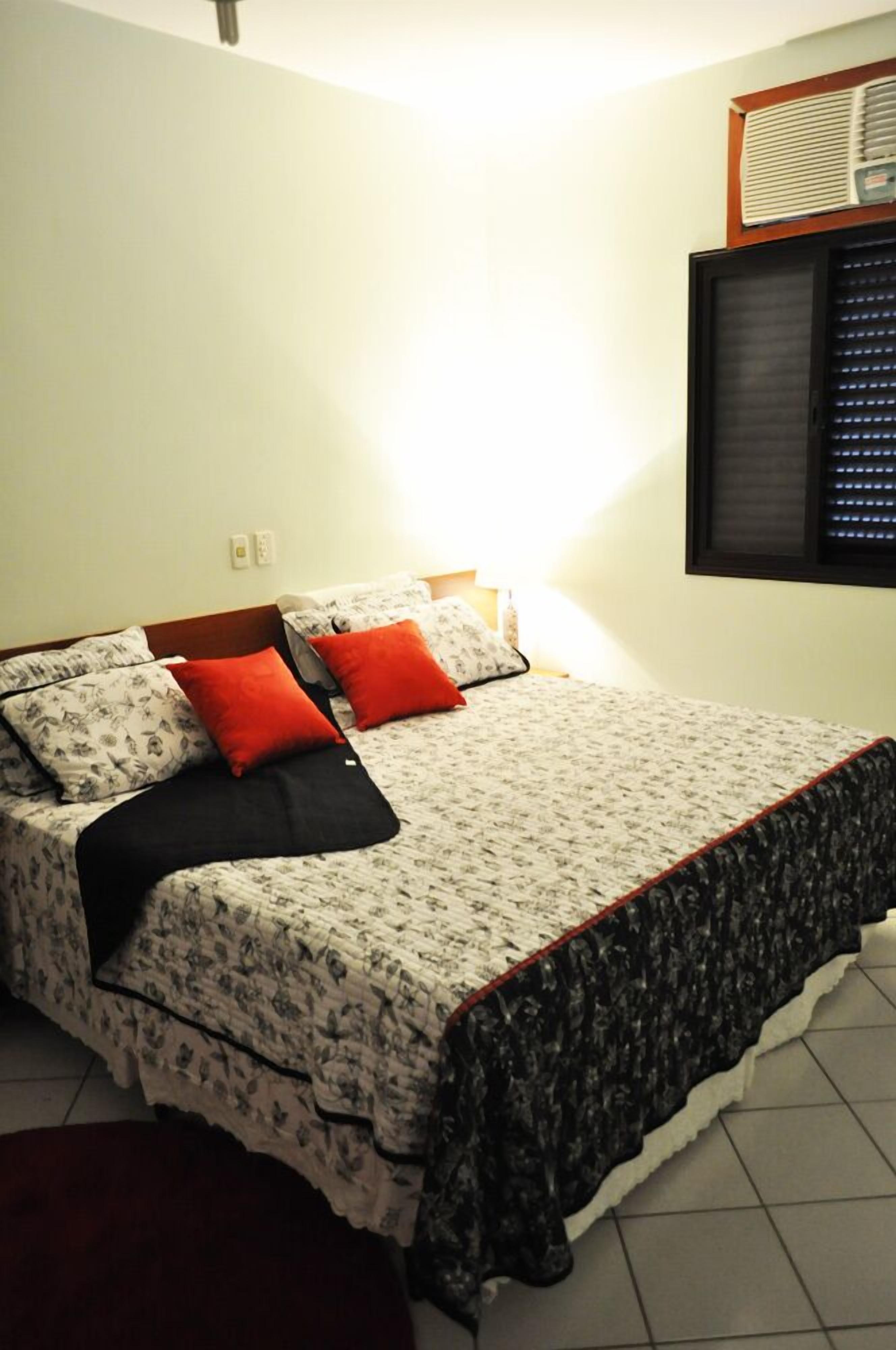 Minibar, desk, iron/ironing board, free WiFi