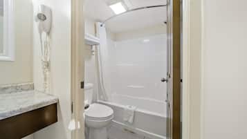 Deep-soaking bathtub, free toiletries, towels