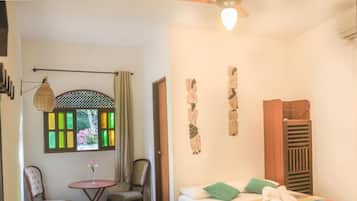 Bàn ủi/dụng cụ ủi quần áo, truy cập Internet không dây miễn phí