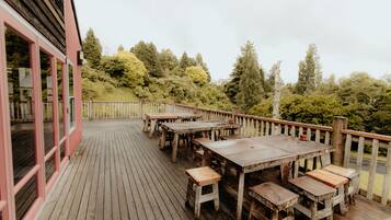 Área de parrillas y picnic