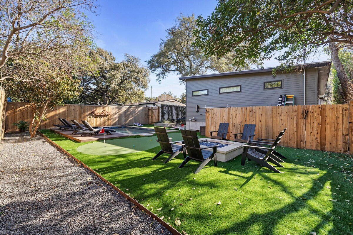 Photo 34 of SocoVilla: Downtown/Pool/Golf Green/FirePit/18 Beds
