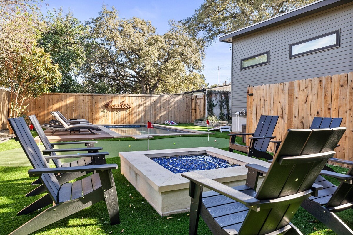 Photo 35 of SocoVilla: Downtown/Pool/Golf Green/FirePit/18 Beds