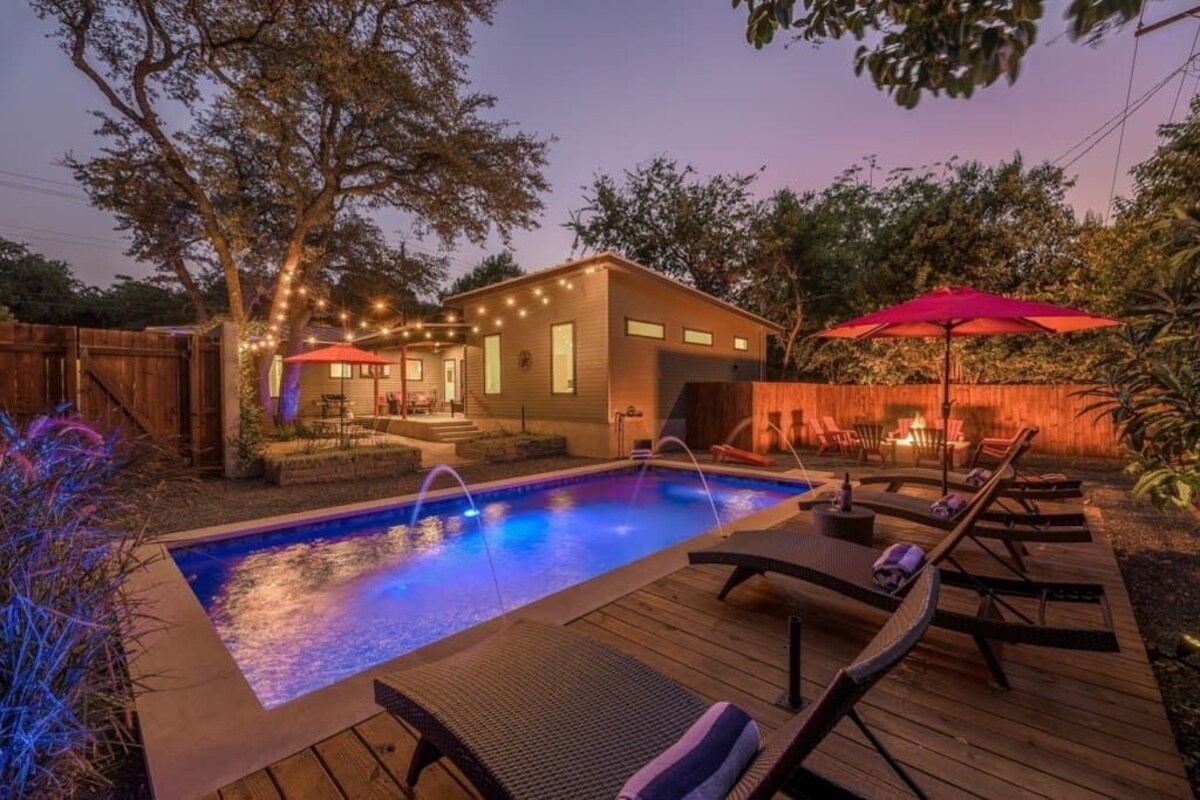 SocoVilla: Downtown/Pool/Golf Green/FirePit/18 Beds