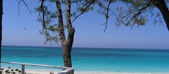 Paradise Island 9A-Sunrise Beach Club-Beachfront-Safe Haven Villa Del Mar