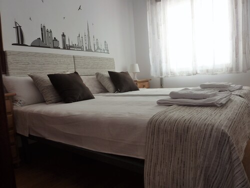 Penthouse with WiFi next to the train station