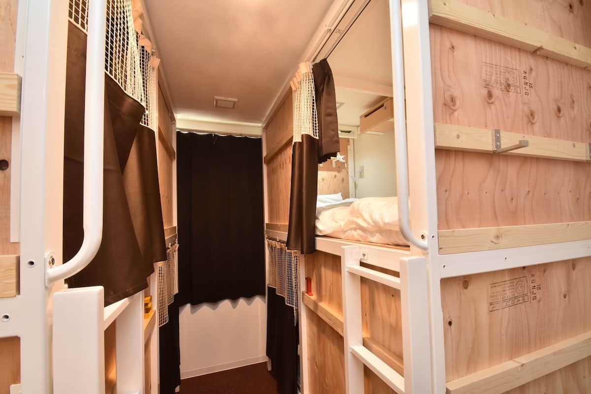 Family Room, Private Bathroom (2 Bunk Beds) | In-room safe, desk, laptop workspace, blackout drapes
