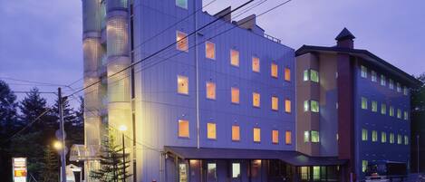 Front of property - evening/night