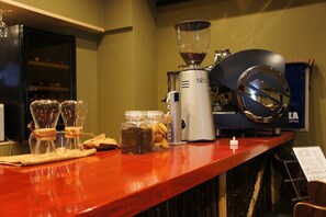 Bar (on property) - Hotel Cultured Hakuba (Hakuba)