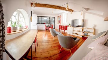 Televisión, estéreo