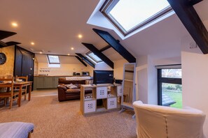 Smart TV, books, stereo