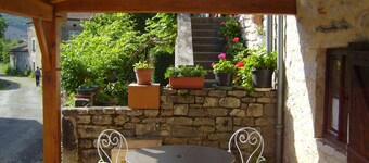 Pequeño estudio para 2 en las gargantas del Aveyron