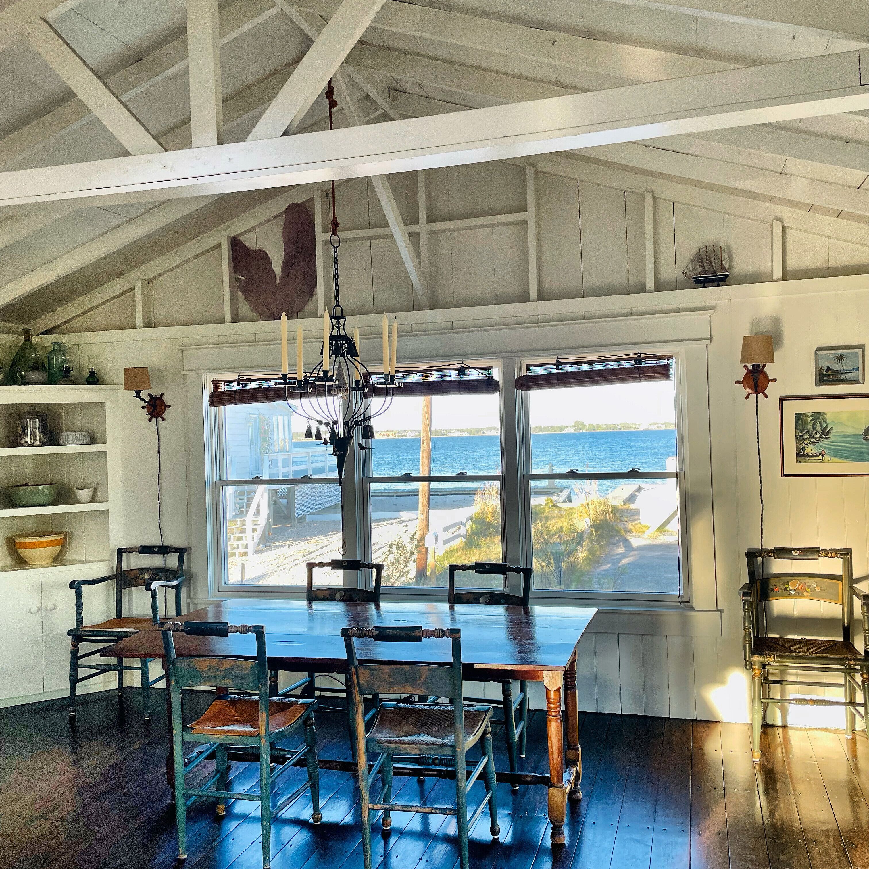 Classic Cottage Stunning Water Views Walk to Private Ocean Beach Surf Jetty 4