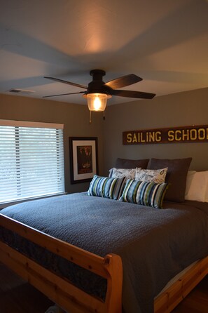 4 habitaciones, tabla de planchar con plancha y acceso a internet