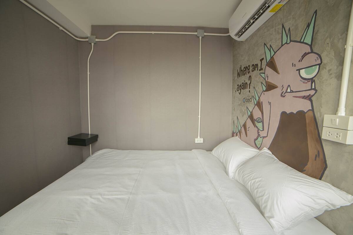 Standard Double Room with No Window | Iron/ironing board, free WiFi