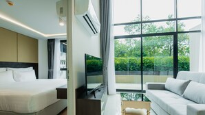 Duplex | In-room safe, blackout drapes, iron/ironing board - The Aristo Resort (Choeng Thale)