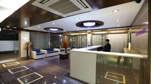 Kawasan tempat duduk lobi