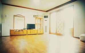 Quarto superior (Korean Ondol) | Comodidades do quarto