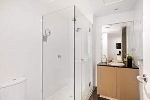 Appartement Affaires, 2 chambres | Salle de bain