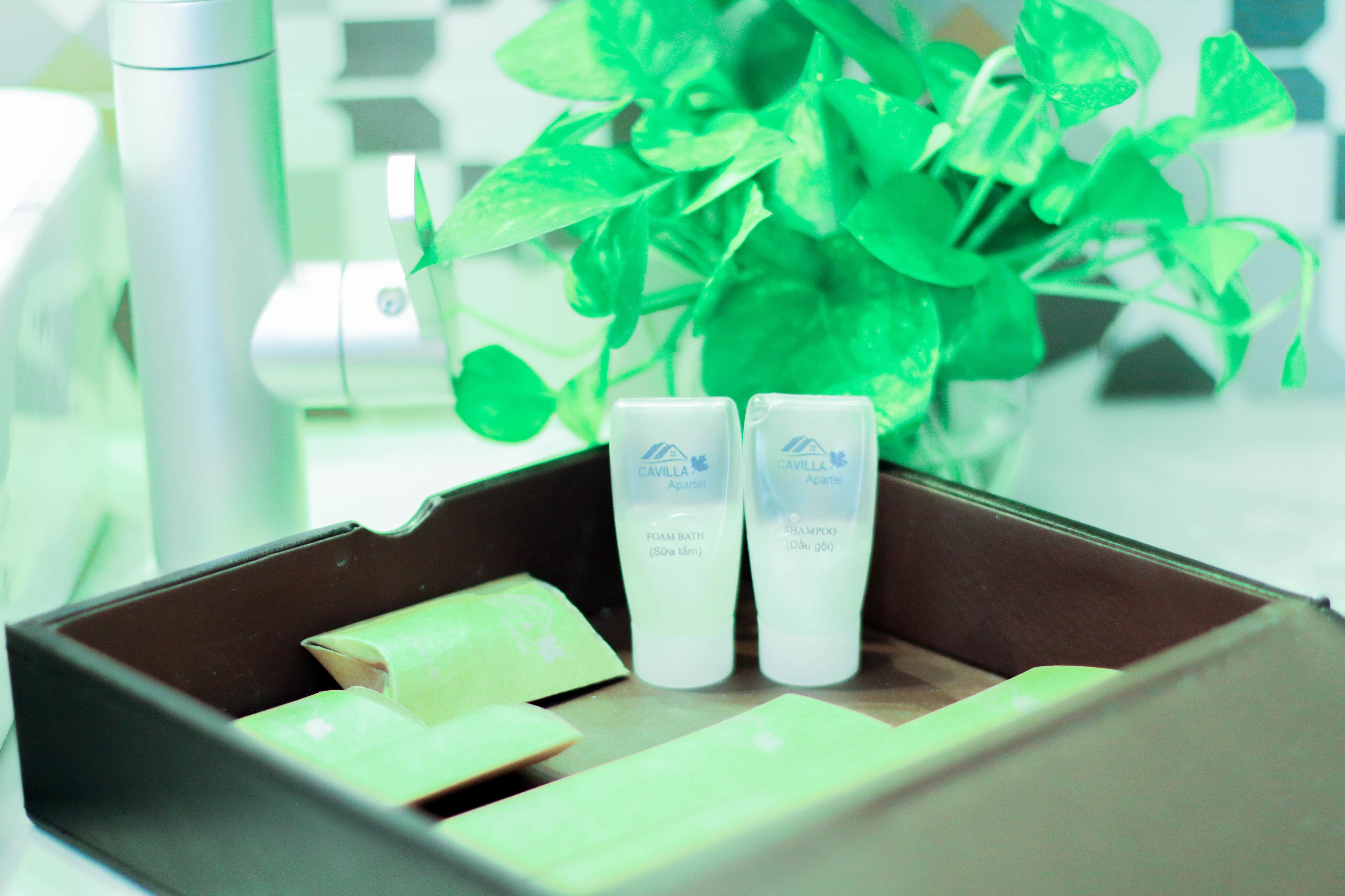 superior double room | bathroom | free toiletries, hair dryer, slippers, bidet