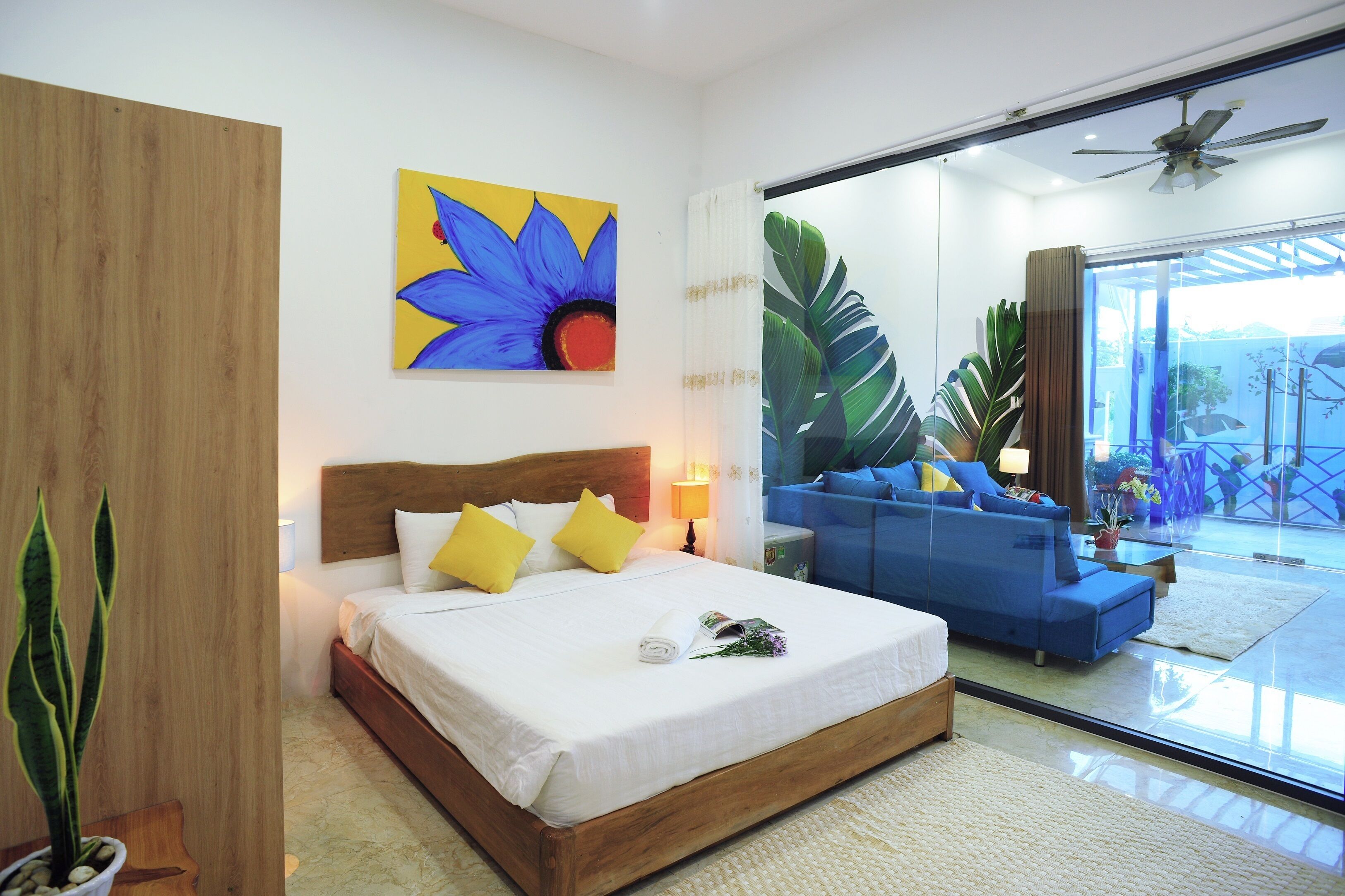 basic apartment | city view