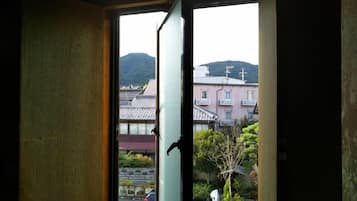 Economy Double Room | Balcony