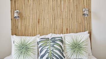 Estúdio, vista para a montanha | Cofres nos quartos, escrivaninha, berços (sobretaxa), Wi-Fi de cortesia