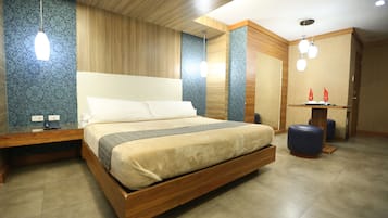 Desk, free WiFi, bed sheets