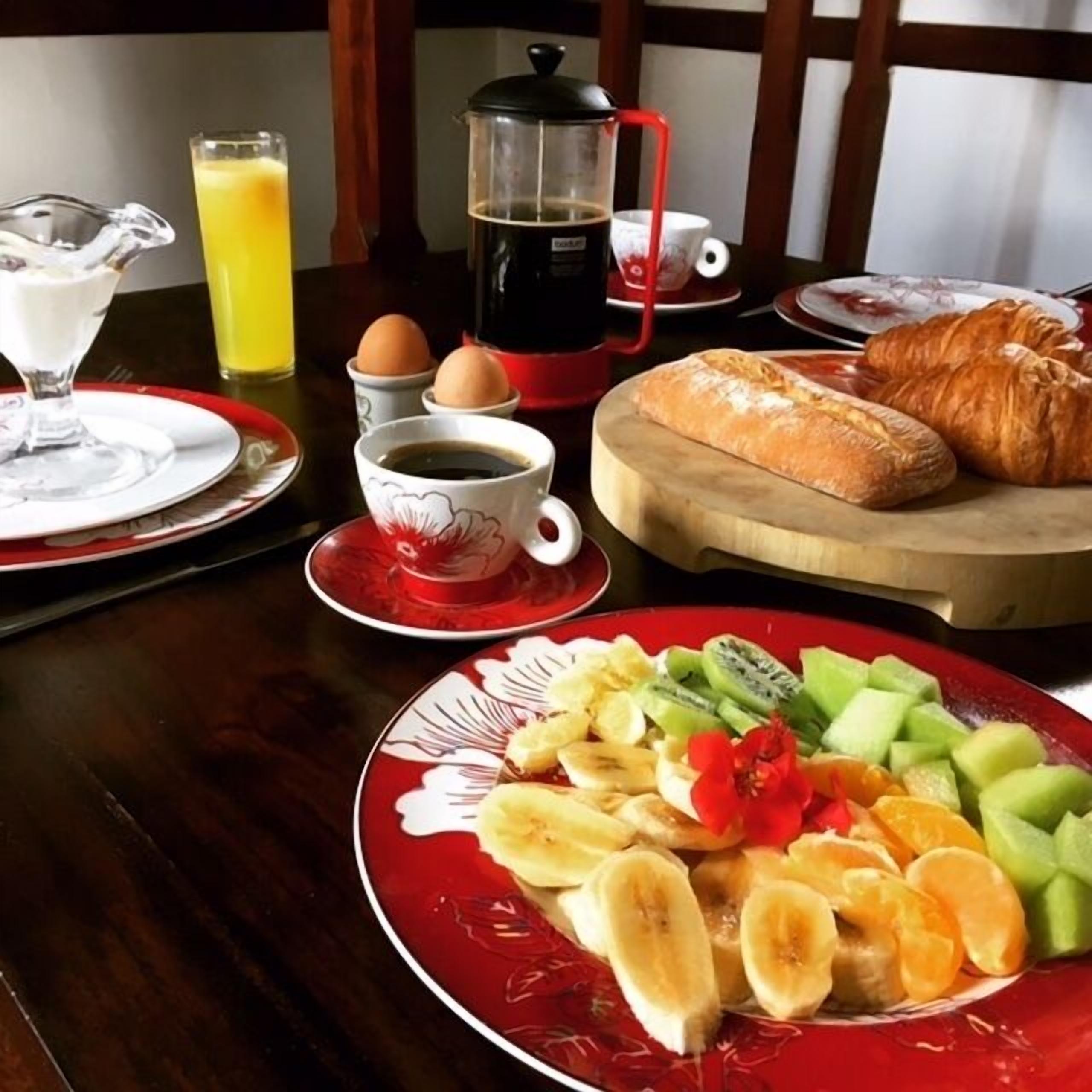 餐飲