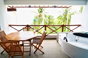 Balcony - Noni's Resort (Alitagtag)