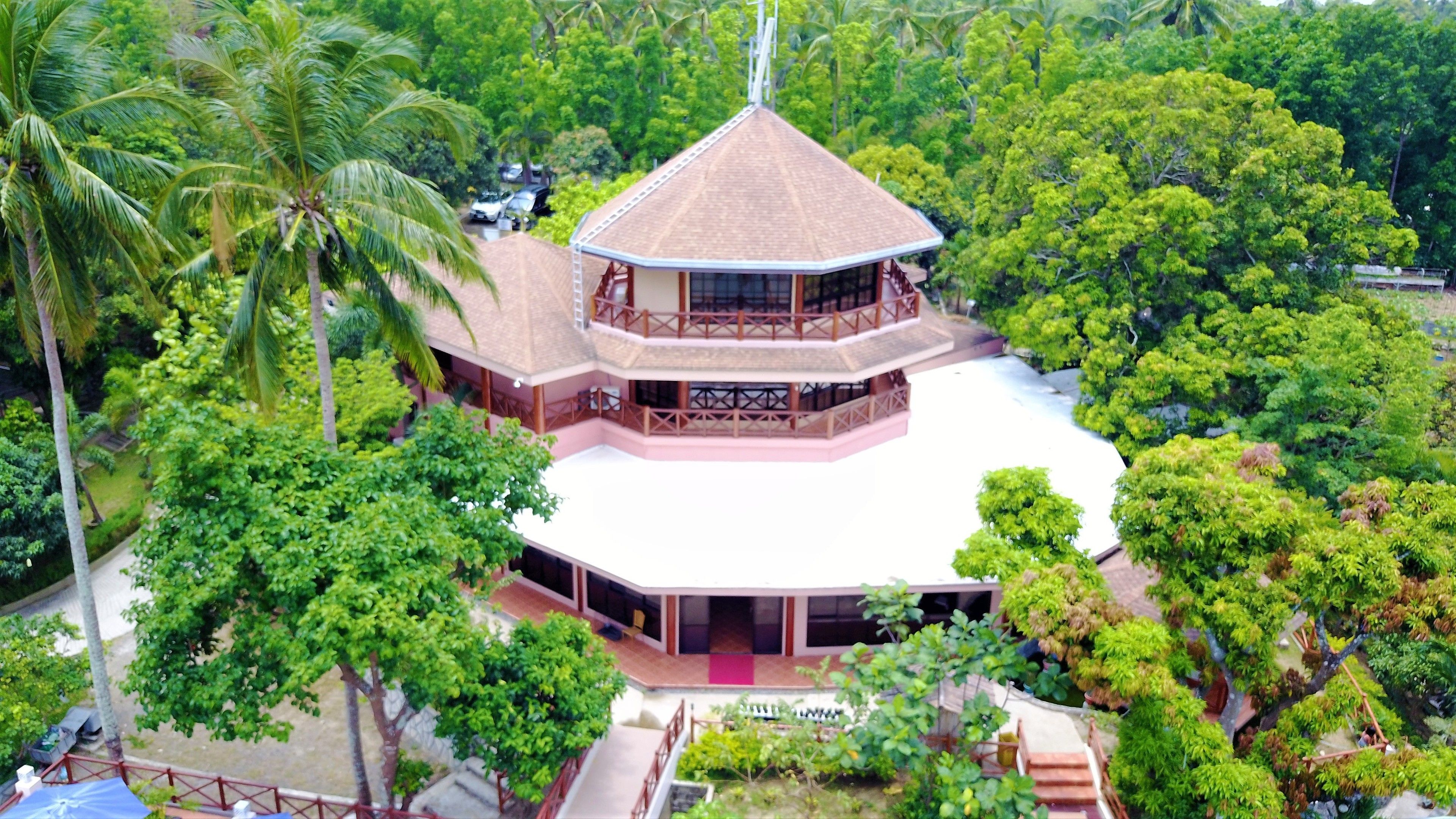 Khuôn viên nơi lưu trú