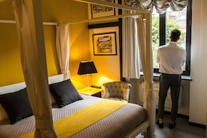 Deluxe Condo, 1 Bedroom, City View