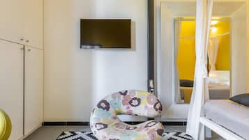 Condo Deluxe, 1 habitación, vista a la ciudad | 1 habitación, ropa de cama de alta calidad y camas con efecto memoria