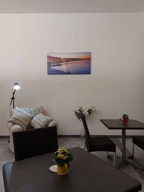 Televisión de pantalla plana de 1 pulgadas con canales digitales