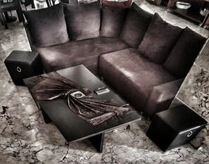 Lobby sitting area - Seckin Ak Hotel (Kusadasi)