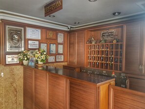 Reception - Seckin Ak Hotel (Kusadasi)