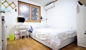 Room (Double Bed - 1) | Free WiFi - Good Morning Korea Guest House (Seoul)
