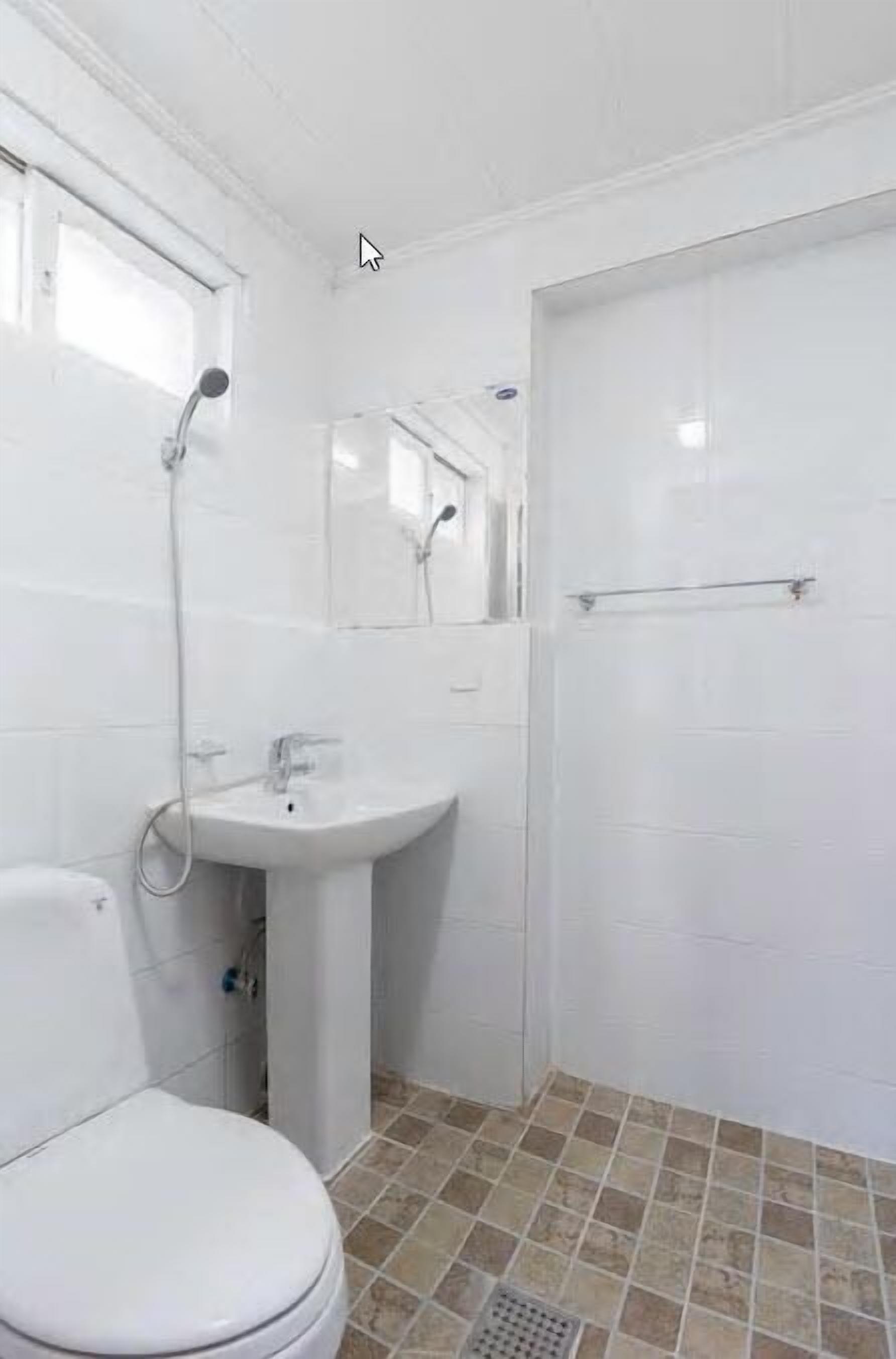 Room (Double Bed - 2) | Bathroom | Shower, free toiletries