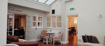 ザ ウェイヴァリー ホテル