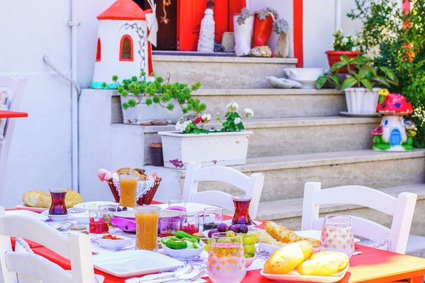 Kahvaltı servisi