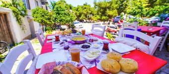 Alaybey Ada Evi