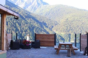 Terrace/patio - Hotel Riva Sport & Wellness (Vione)