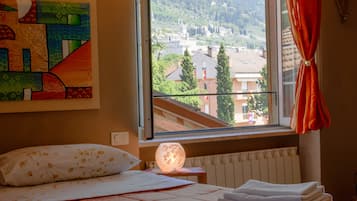 Classic-Studio, Kochnische, Stadtblick | Hochwertige Bettwaren, Schreibtisch, schallisolierte Zimmer