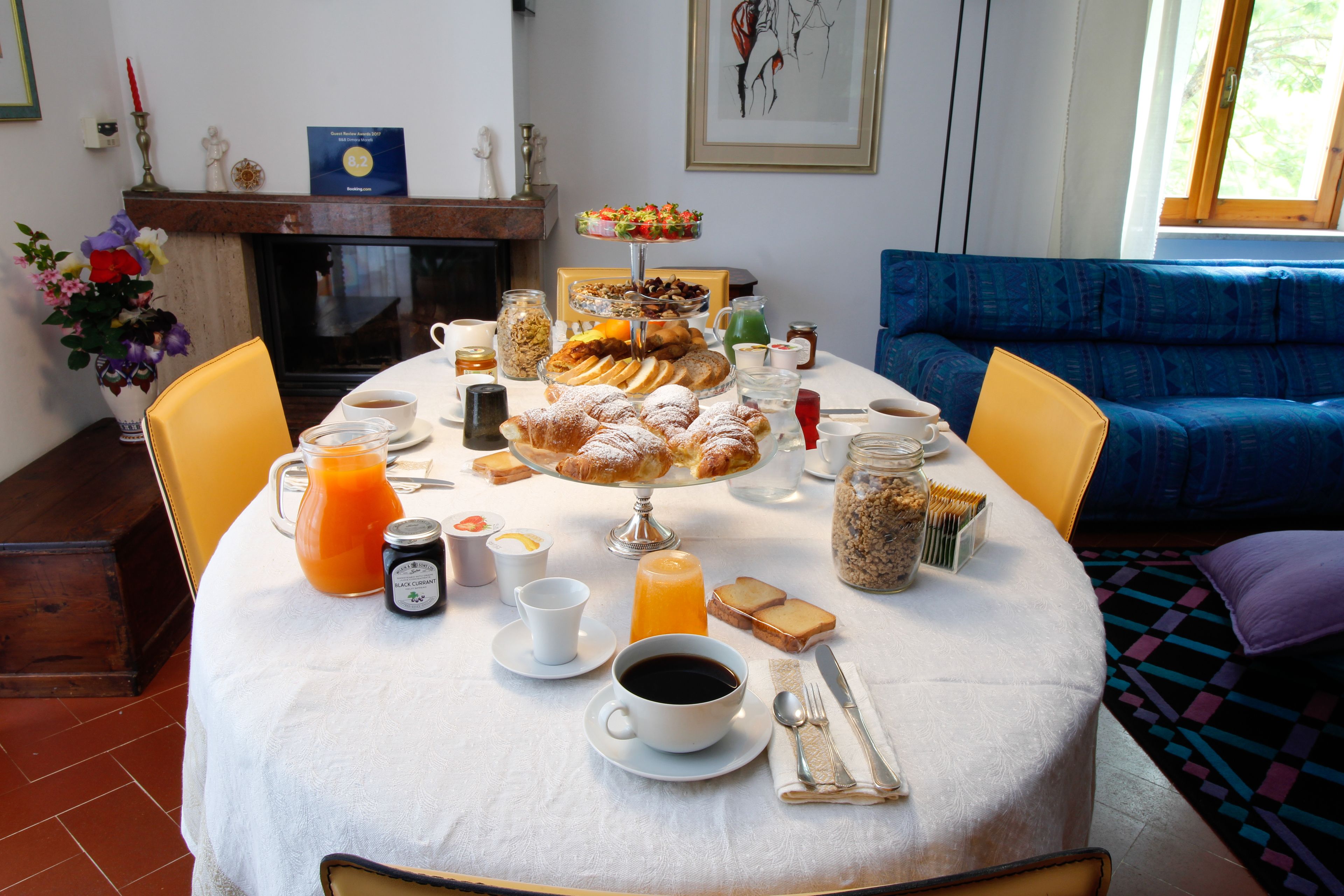 Daily full breakfast for a fee