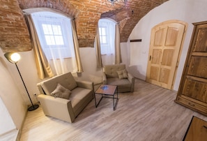 Habitació doble Comfort | Cortines opaques, planxa i posts de planxar i wifi gratuïta