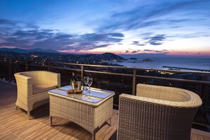 Bar (on property) - Ada Demir Otel (Kusadasi)