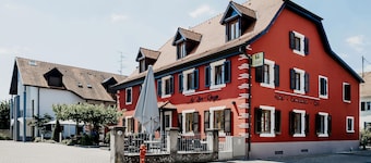 Logis Hôtel Au Lion Rouge