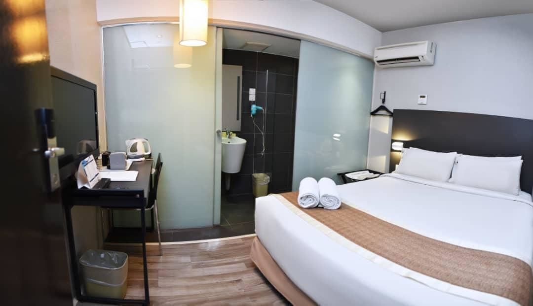 Desk, free WiFi, wheelchair access